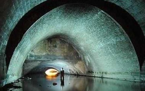 建筑排水系统的组成有那些（建筑排水系统可以分为哪几类）