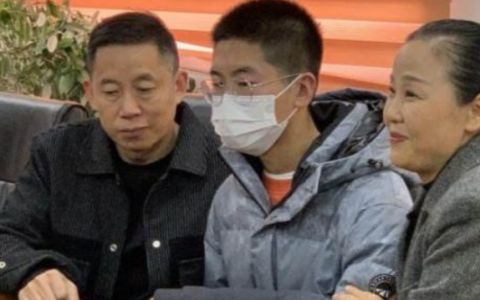 被质疑重男轻女?孙海洋回应:最对不起的就是女儿孙悦