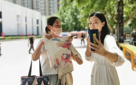 高级经济师相当于什么级别（经济师值得考吗）