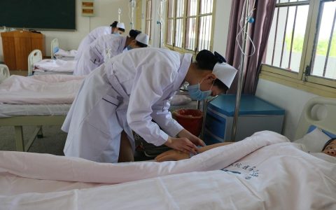 女生适合学什么专业比较有前景？