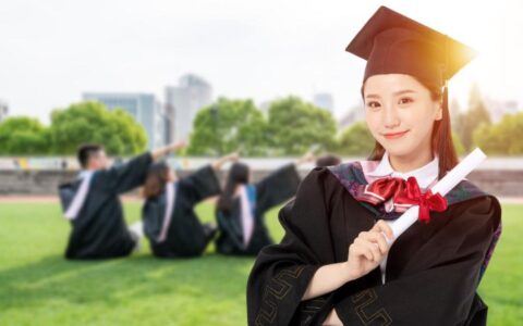 硕士和博士哪个学历更高