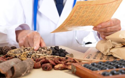 中药药剂师和执业药师有啥区别？考那个好