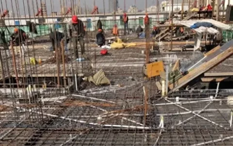 建筑行业两极分化，大型企业不如劳务公司，一边没落一边蒸蒸日上